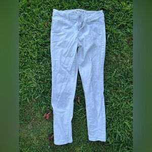 Elle Women's Crisp White Skinny Jeans